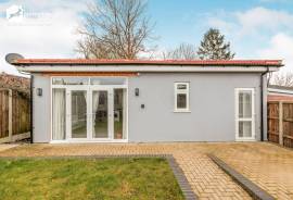 2 bedroom, Detached bungalow for sale