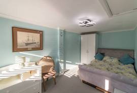 2 bedroom, Semi-detached bungalow for sale