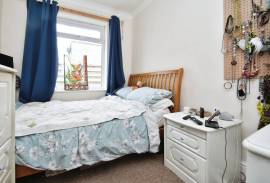 3 bedroom, Bungalow for sale
