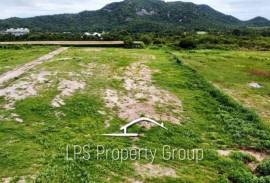17 Rai of Prime Building Land adjacent to Black Mountain Golf Course