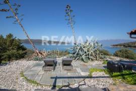 House 341 sq.m for sale