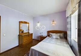 PROPERTY IN THE CENTRE OF PRAIA DA LUZ FOR IMMEDIATE OCCUPATION