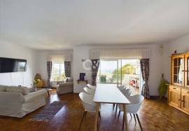 PROPERTY IN THE CENTRE OF PRAIA DA LUZ FOR IMMEDIATE OCCUPATION