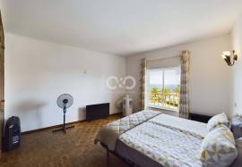 PROPERTY IN THE CENTRE OF PRAIA DA LUZ FOR IMMEDIATE OCCUPATION