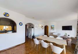 PROPERTY IN THE CENTRE OF PRAIA DA LUZ FOR IMMEDIATE OCCUPATION