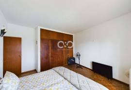 PROPERTY IN THE CENTRE OF PRAIA DA LUZ FOR IMMEDIATE OCCUPATION