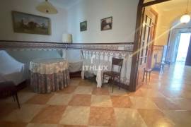 Charming House for Sale in Campanario: Ready to move into!