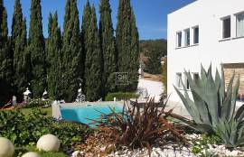 Beautiful modern 4 + 1 bedroom Family Home in São Bras de Alportel