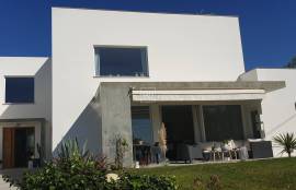 Beautiful modern 4 + 1 bedroom Family Home in São Bras de Alportel