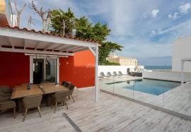 3+1 Bedroom Villa for Sale in Lagos with Sea Views, Pool & Beach Access in the Algarve