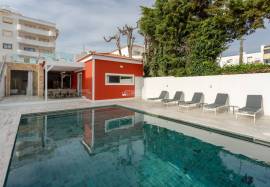 3+1 Bedroom Villa for Sale in Lagos with Sea Views, Pool & Beach Access in the Algarve