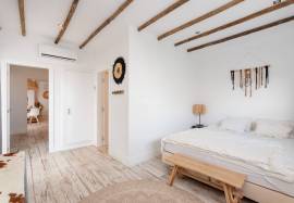 3+1 Bedroom Villa for Sale in Lagos with Sea Views, Pool & Beach Access in the Algarve