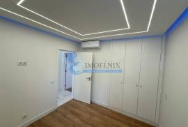 Fully renovated 2 bedroom apartment with sea view - Quarteira