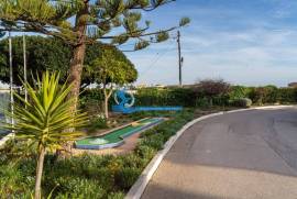 Semi-detached house T0+2 located in Ponta Grande Resort-Albufeira