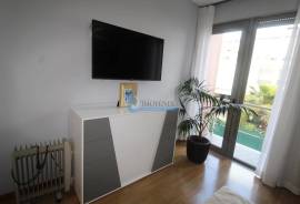 3 bedroom townhouse with pool and garage in central Ferreiras