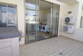 3 bedroom townhouse with pool and garage in central Ferreiras
