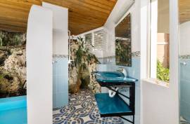 Your Chance For Uninterrupted Ocean Views