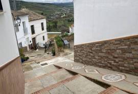 Torre Temptation Townhouse