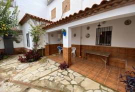 Torre Temptation Townhouse