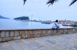 Excellent 1 Bed Apartment For Sale In Budva