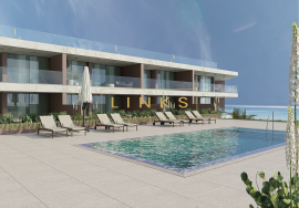 Luxury Penthouse with Private Pool and Stunning View over Funchal Bay