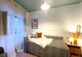 Tavira, beautifully refurbished townhouse with 2 bedrooms and huge roof top terrace.