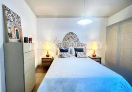 Tavira, beautifully refurbished townhouse with 2 bedrooms and huge roof top terrace.