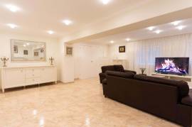 Villa for sale in Torrevieja