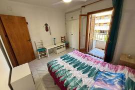 2nd Line Beach! Great opportunity in Santa Pola