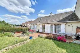 Maison T5 avec fort potentiel et combles aménageables
