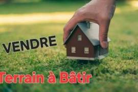 Terrain constructible de 1312m²