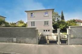 Maison 3 chambres avec garage proche lac du Val d'Auron