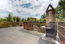 Au Bugue, maison + appartement