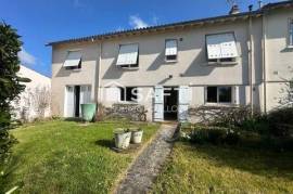 Maison spacieuse, 4 chambres (+1), 2 SDB, 2 garages