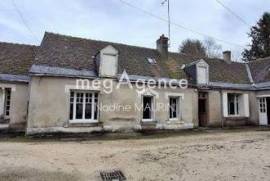 Chitenay cœur de village maison de 107 m² à rénover
