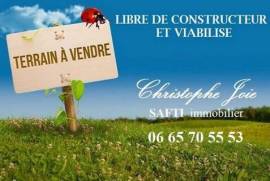 Terrain plat, libre de constructeur et viabilisé