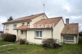 Beau pavillon de 149 m2 4 chambres sur 2000 m2