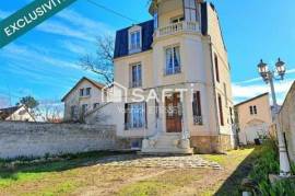 MÉRIEL – Demeure de caractère 165 m2, 5 chambres, 557 m² de terrain, gare ligne H à 7 mns à pied.