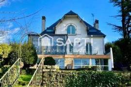 Maison de charme 188 m2 à Questembert centre