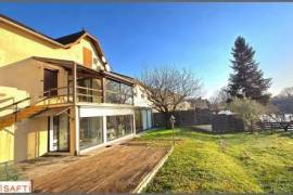 Grande maison familiale proche toutes commodités avec vue et accès privilégié au Lot