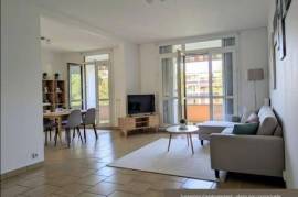 Appartement avec deux balcons et garage fermé