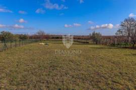 Pula, excellent land with lots of potential