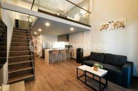 Elegant Leasehold 1-Bed Apartment in Canggu – Batu Bolong, Just 3 Minutes from the Beach with Rooftop Pool and High ROI Potential