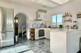 2 Bedroom House For Sale