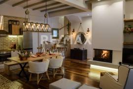 Maisonette 270 sq.m for sale