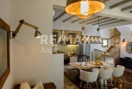 Maisonette 270 sq.m for sale