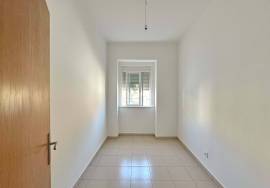 2-beds apartment in Zambujal for rent