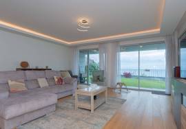 4 bedroom duplex apartment on Estrada Monumental 4 bedroom duplex apartment on Estrada Monumental