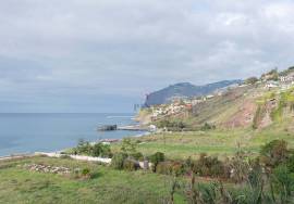 4 bedroom duplex apartment on Estrada Monumental 4 bedroom duplex apartment on Estrada Monumental