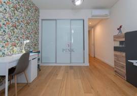 4 bedroom duplex apartment on Estrada Monumental 4 bedroom duplex apartment on Estrada Monumental